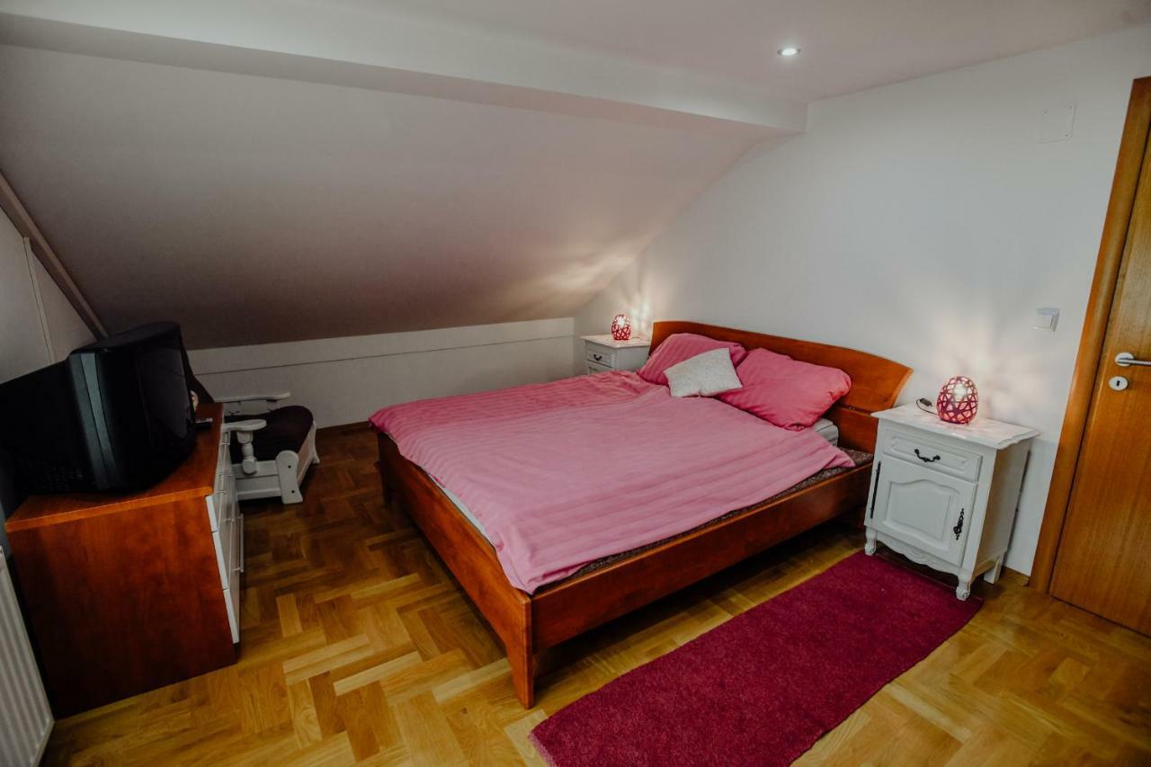 Apartman Slavonia Dakovo Luaran gambar