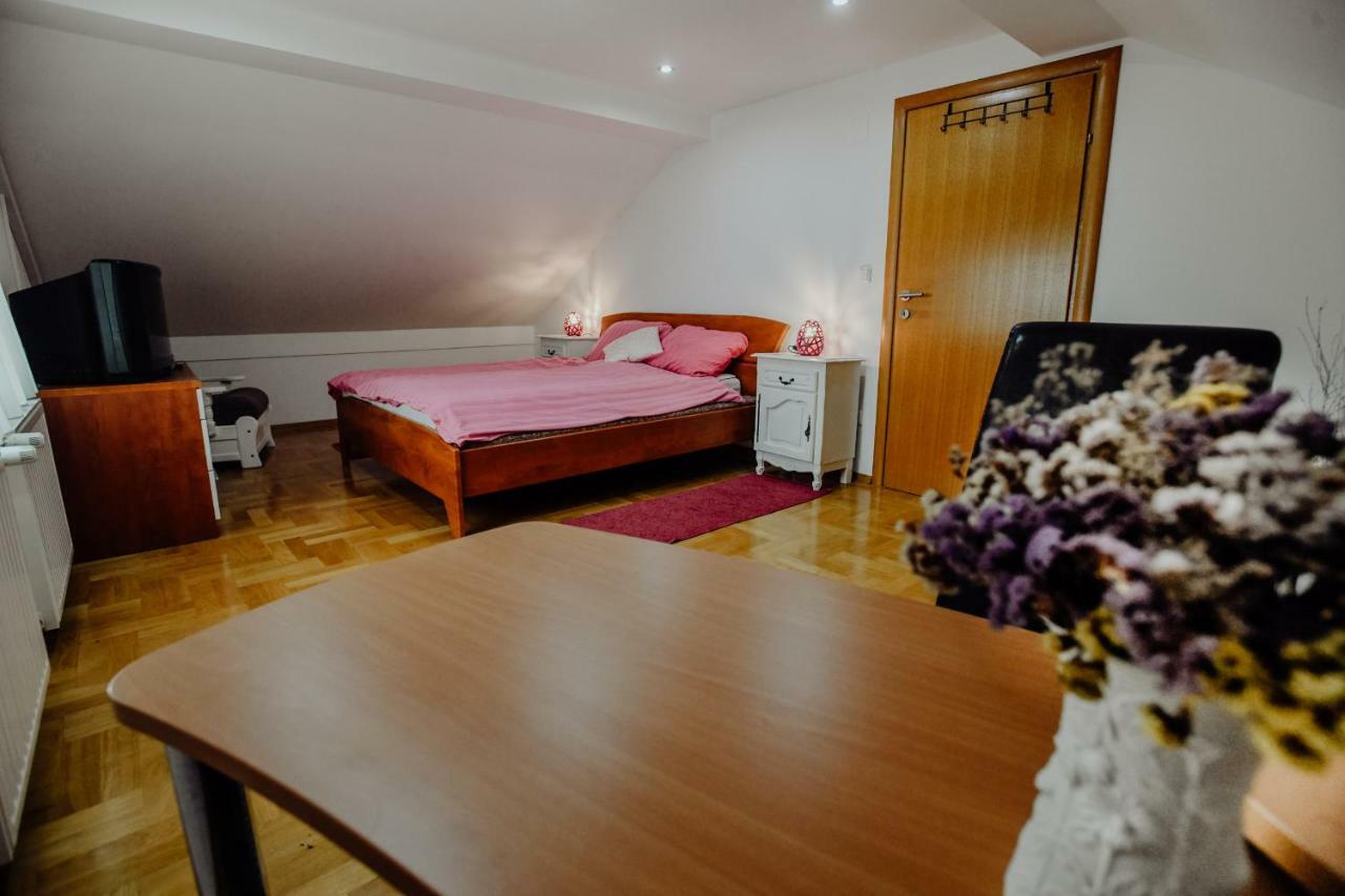 Apartman Slavonia Dakovo Luaran gambar